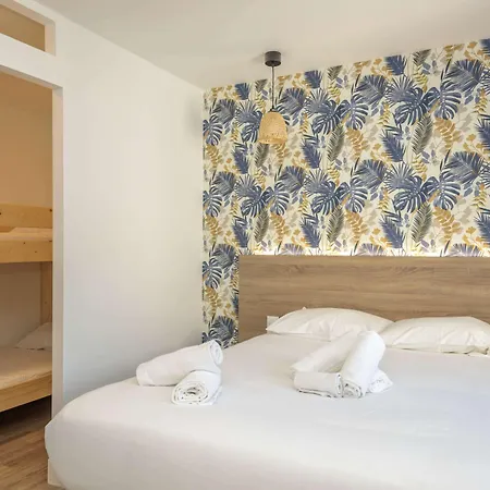 Kyriad Eco - Toulon Ouest Sur